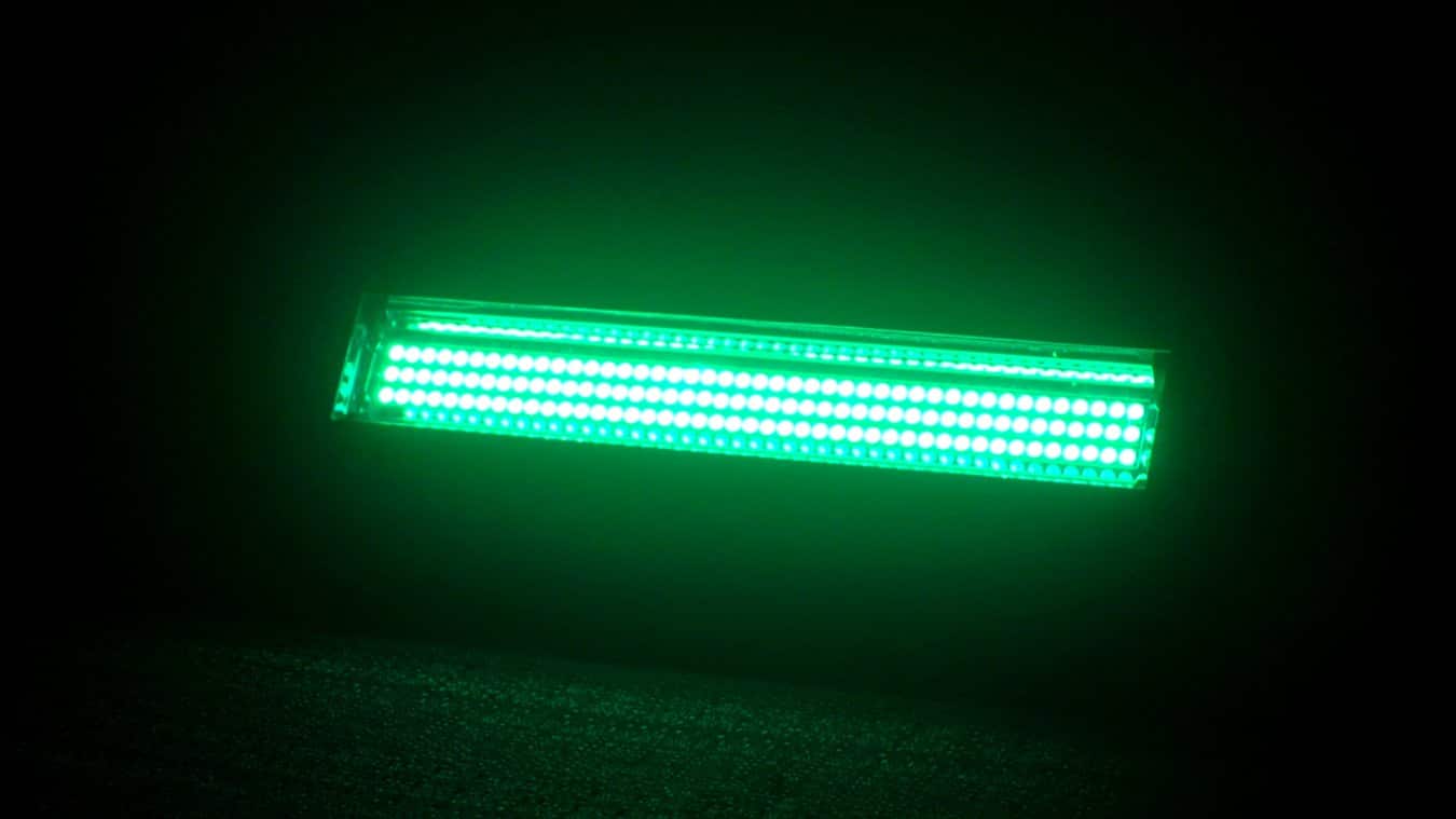 Blizzard MAX L 3-In-1 Strobe, Blinder, Wash RGB LED Effect Fixture - Image 4