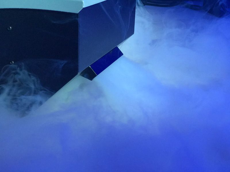 Eliminator Lighting Mister Kool EP low-lying fog machine - Image 3